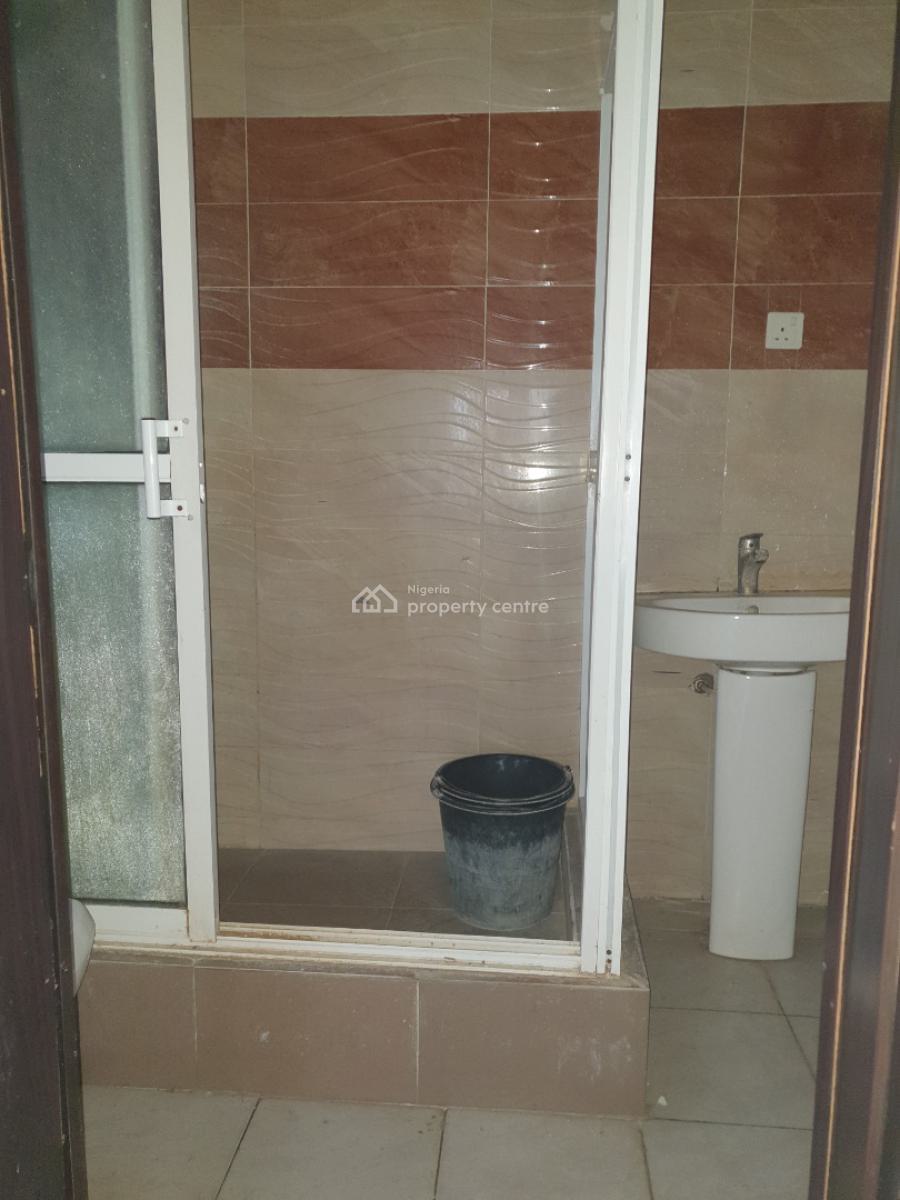 Spacious Shared Apartment, Idado Estate, Lekki, Lagos, House for Rent