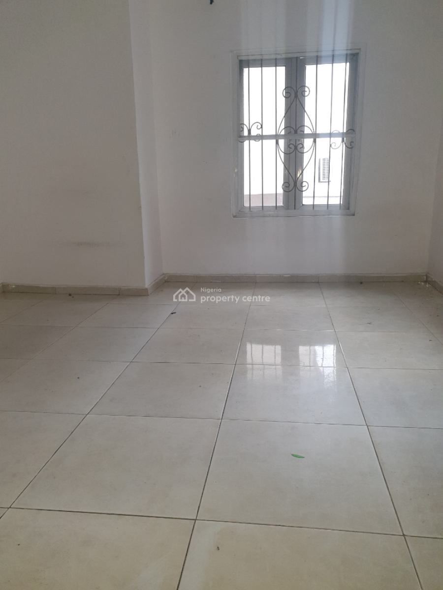 Spacious Shared Apartment, Idado Estate, Lekki, Lagos, House for Rent