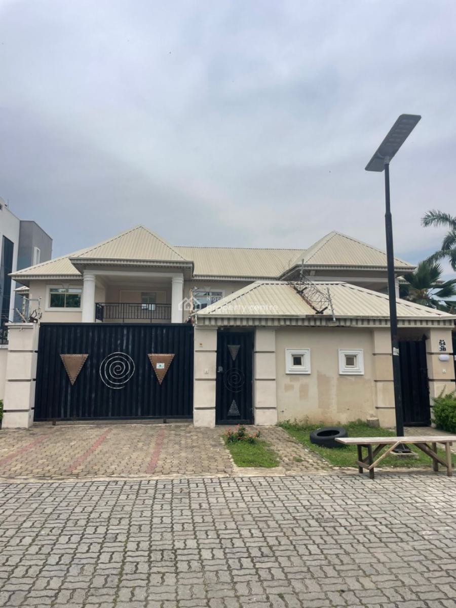 Self Serviced 5 Bedroom Semi Detached, Lekki Phase 1, Lekki, Lagos, Flat / Apartment for Rent