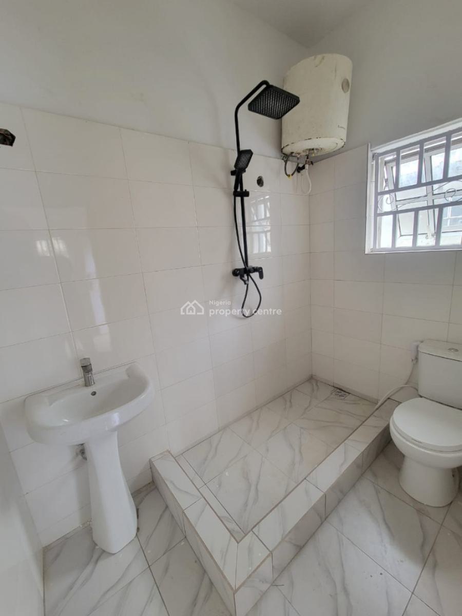 Clean and Spacious 3bedroom Flat, Progress Estate, Ajah, Lagos, Flat / Apartment for Rent