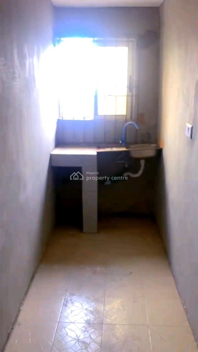 Standard and Spacious Mini Flat, New Garage, Gbagada, Lagos, Mini Flat (room and Parlour) for Rent