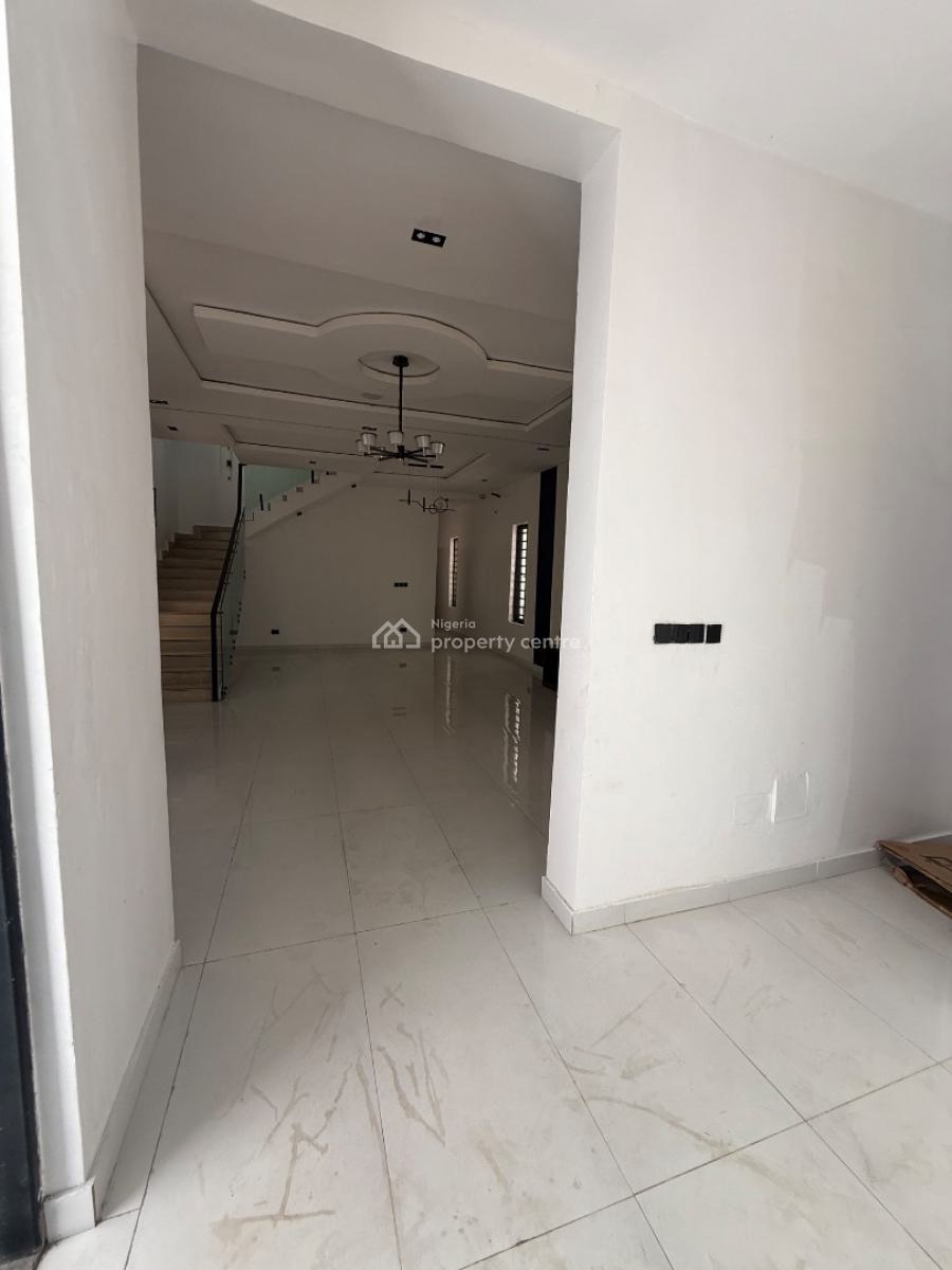 5 Bedroom Fully Deatched  Duplex with Swimming Pool for Distress, Lekki Palm Estate, Ajah, Lagos, Detached Duplex for Sale