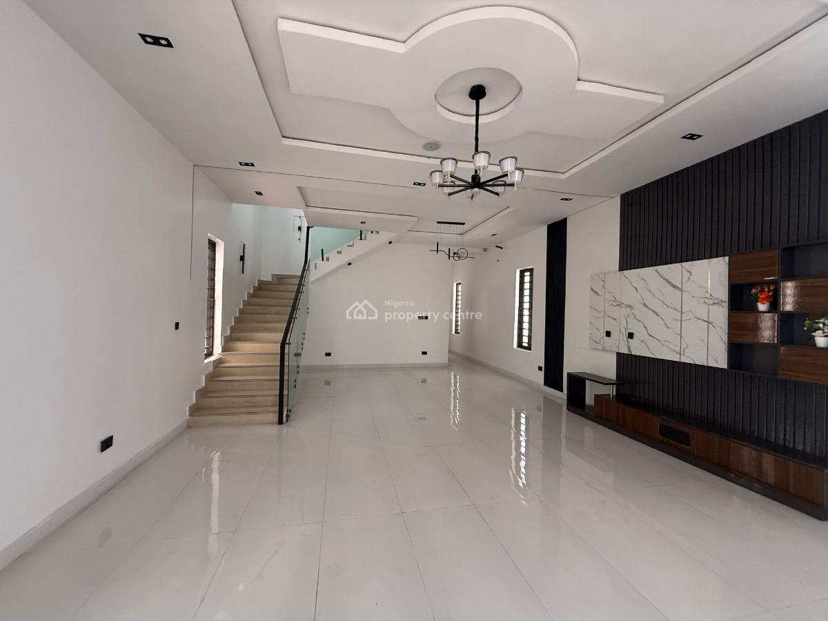 5 Bedroom Fully Deatched  Duplex with Swimming Pool for Distress, Lekki Palm Estate, Ajah, Lagos, Detached Duplex for Sale