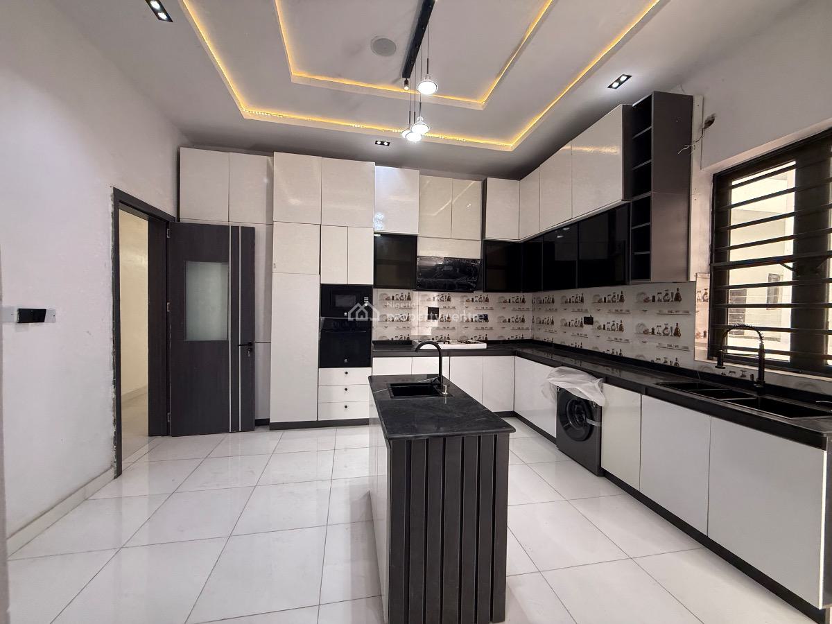 5 Bedroom Fully Deatched  Duplex with Swimming Pool for Distress, Lekki Palm Estate, Ajah, Lagos, Detached Duplex for Sale