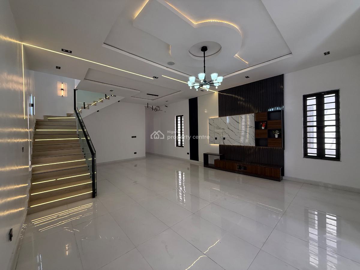 5 Bedroom Fully Deatched  Duplex with Swimming Pool for Distress, Lekki Palm Estate, Ajah, Lagos, Detached Duplex for Sale