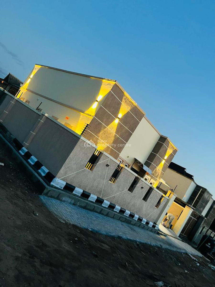 3 Bedroom Bungalow, Eleyele Area, Ibadan, Oyo, Detached Bungalow for Sale