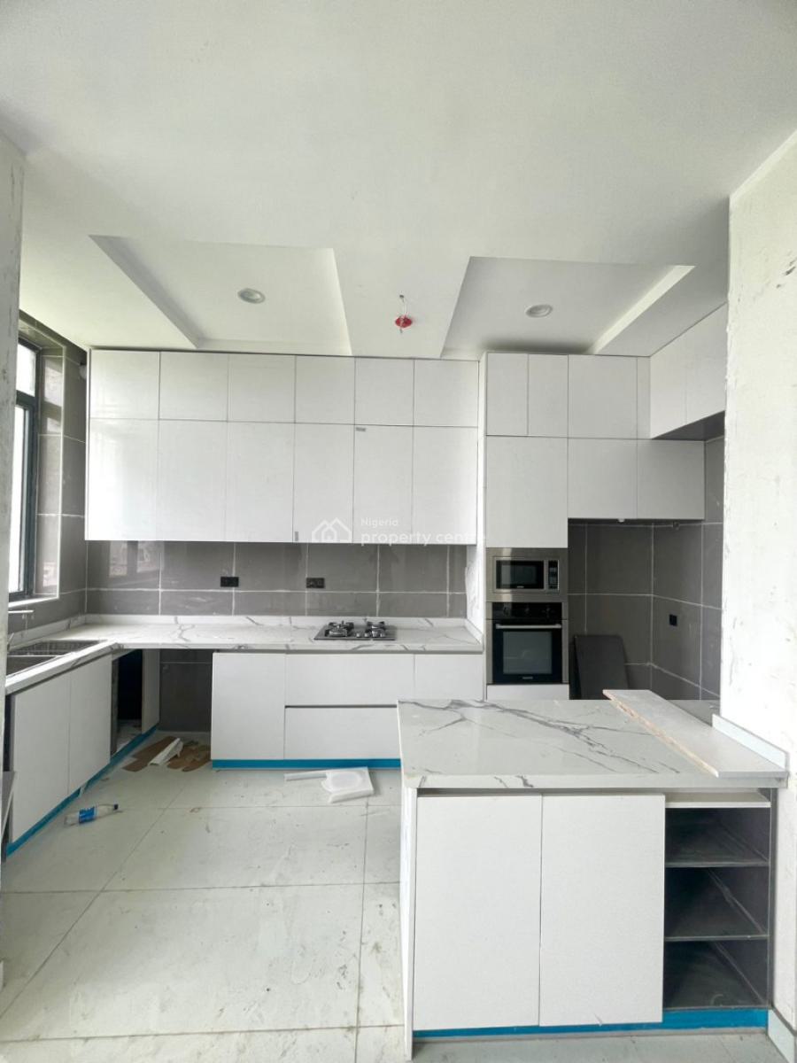 Newly Built 2 Bedroom Apartment, Lekki Phase 1, Lekki, Lagos, Flat / Apartment for Sale