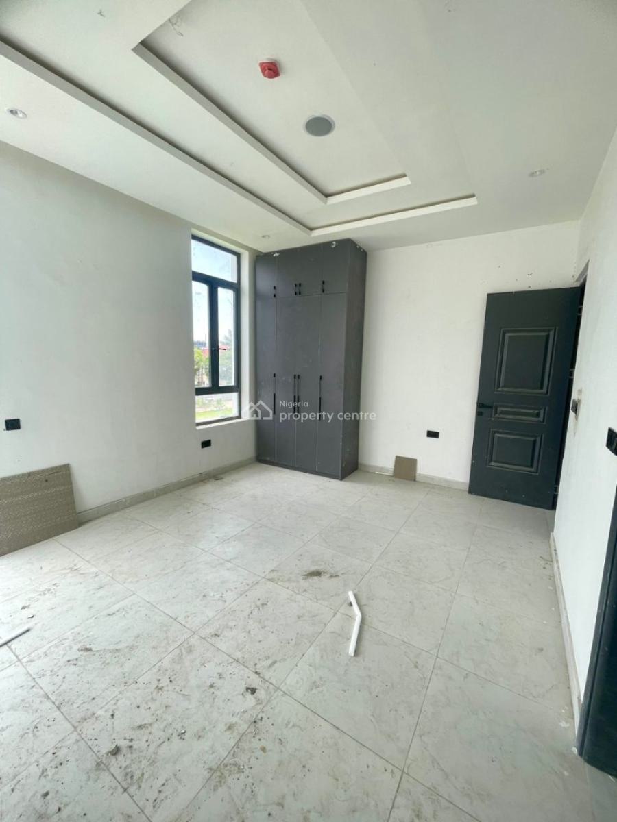 Newly Built 2 Bedroom Apartment, Lekki Phase 1, Lekki, Lagos, Flat / Apartment for Sale