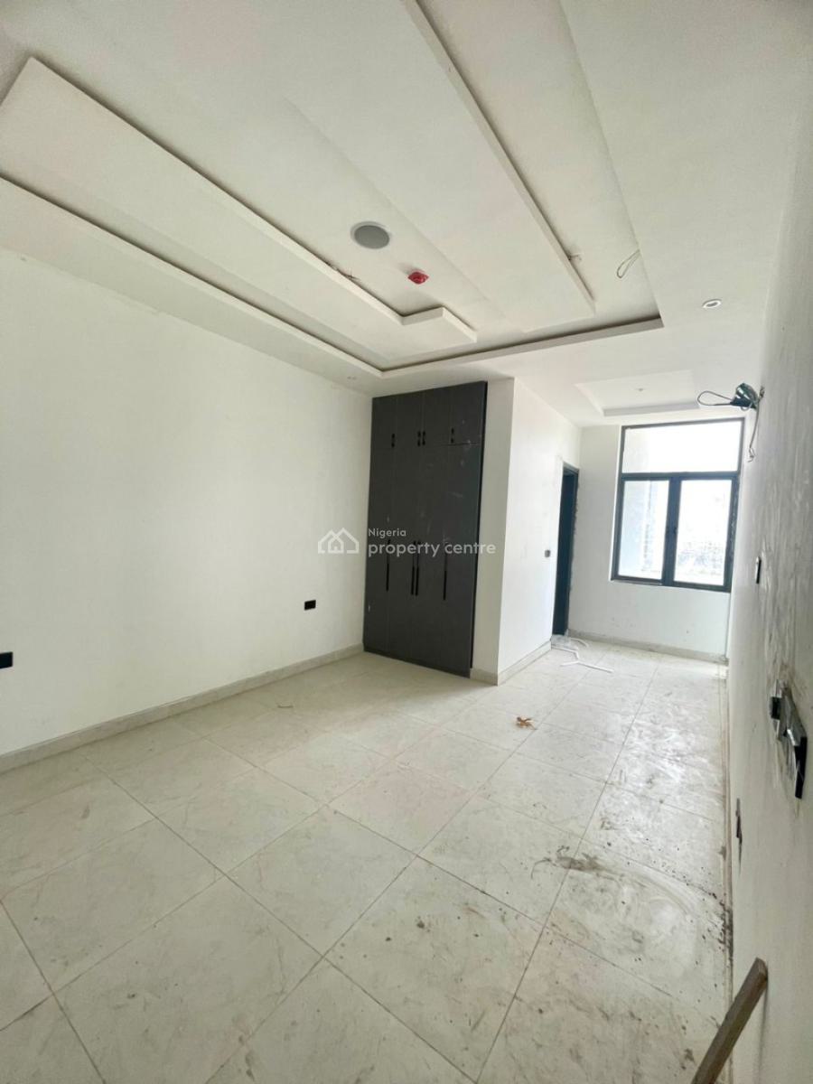 Newly Built 2 Bedroom Apartment, Lekki Phase 1, Lekki, Lagos, Flat / Apartment for Sale