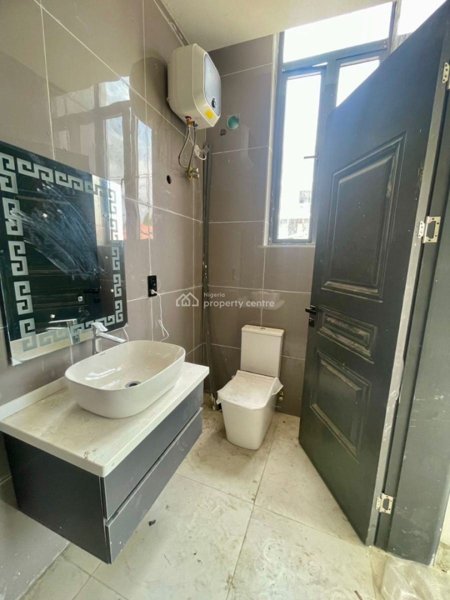 Newly Built 2 Bedroom Apartment, Lekki Phase 1, Lekki, Lagos, Flat / Apartment for Sale