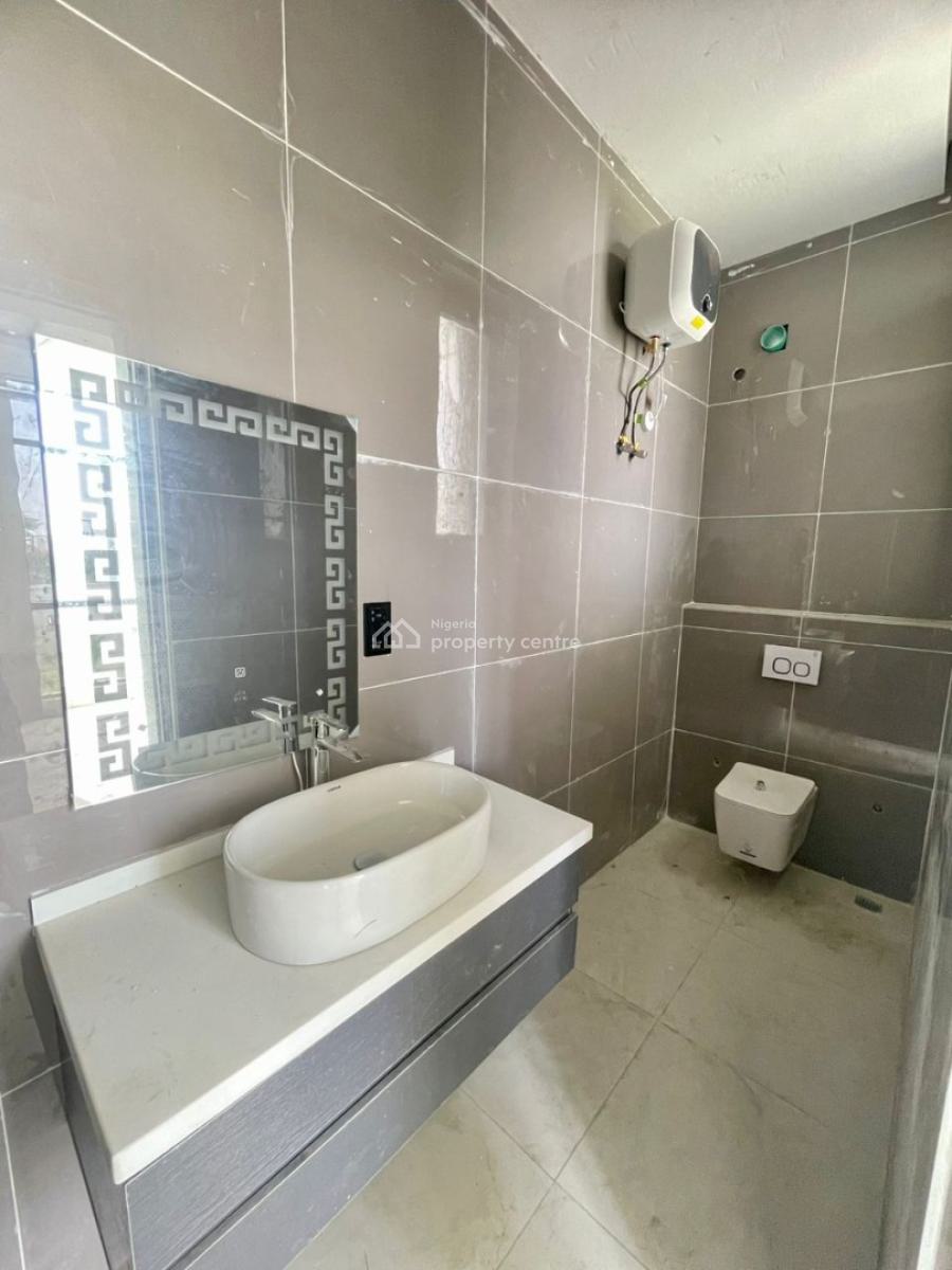 Newly Built 2 Bedroom Apartment, Lekki Phase 1, Lekki, Lagos, Flat / Apartment for Sale