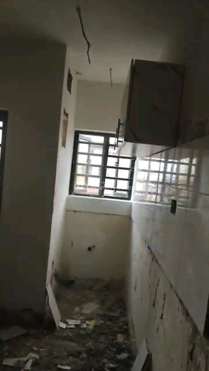 Standard and Spacious Mini Flat, Ladilak, Shomolu, Lagos, Mini Flat (room and Parlour) for Rent