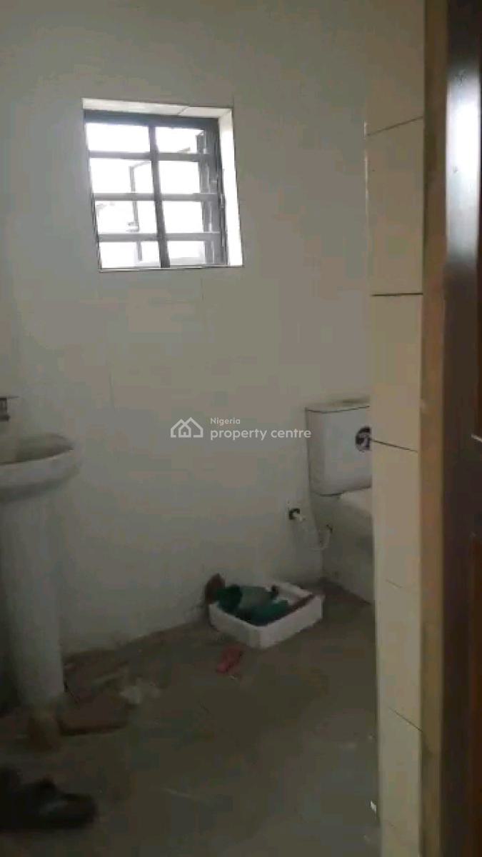Standard and Spacious Mini Flat, Ladilak, Shomolu, Lagos, Mini Flat (room and Parlour) for Rent