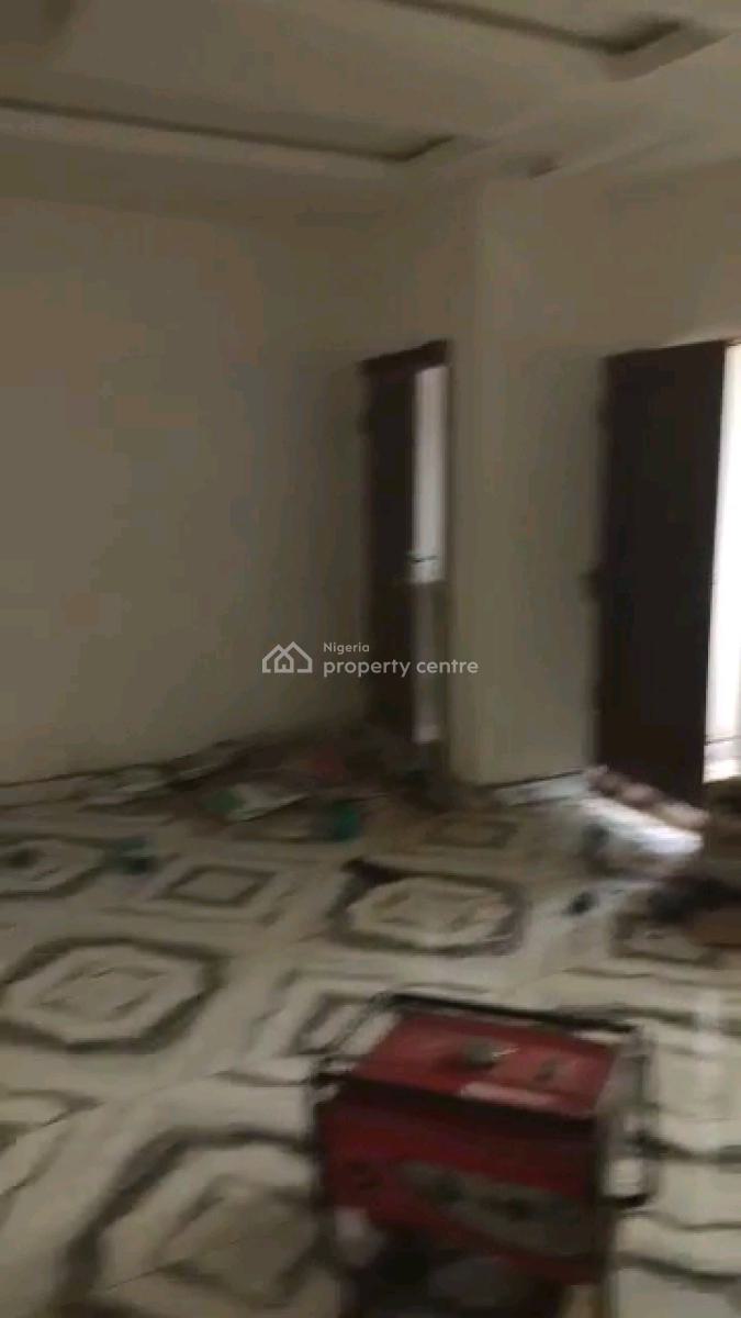 Standard and Spacious Mini Flat, Ladilak, Shomolu, Lagos, Mini Flat (room and Parlour) for Rent