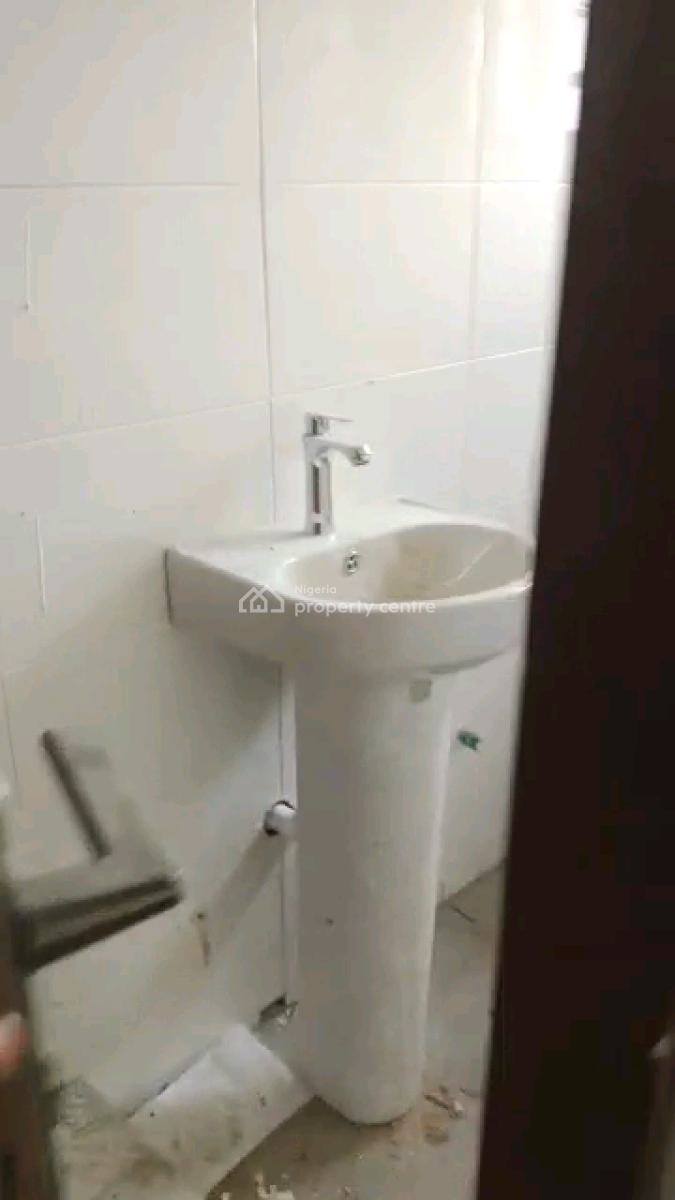 Standard and Spacious Mini Flat, Ladilak, Shomolu, Lagos, Mini Flat (room and Parlour) for Rent