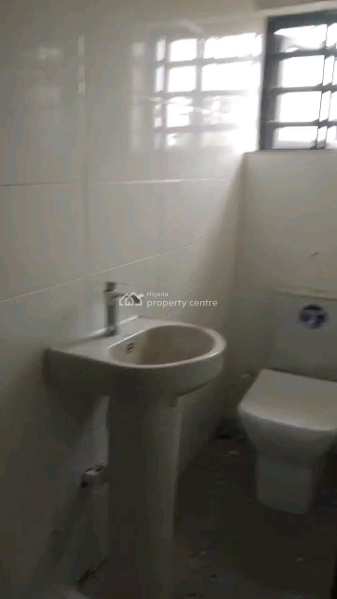 Standard and Spacious Mini Flat, Ladilak, Shomolu, Lagos, Mini Flat (room and Parlour) for Rent
