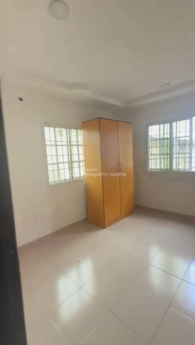 Lovely 2 Bedroom Flat, Enitan Road, Aguda, Surulere, Lagos, Flat / Apartment for Rent
