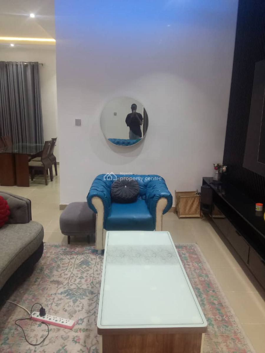 2 Bedroom Apartment, 18 Massenya Close, Zone 6, Wuse, Abuja, Flat / Apartment Short Let