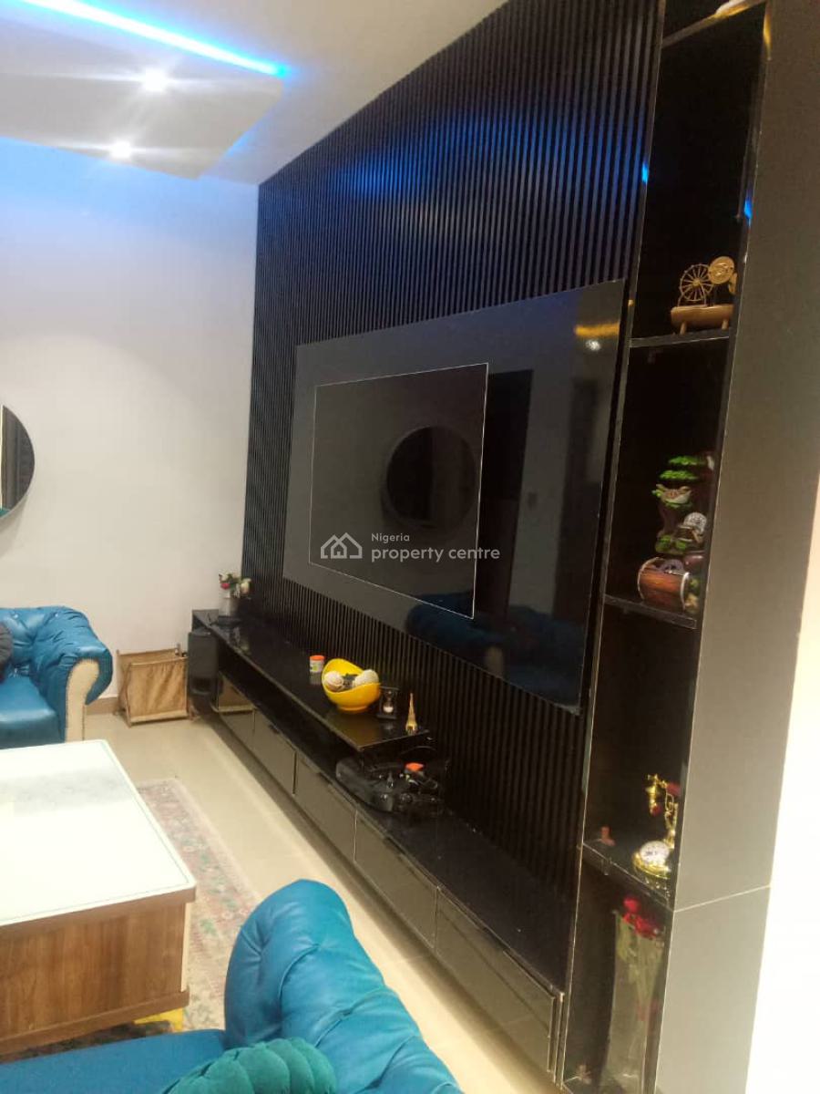 2 Bedroom Apartment, 18 Massenya Close, Zone 6, Wuse, Abuja, Flat / Apartment Short Let