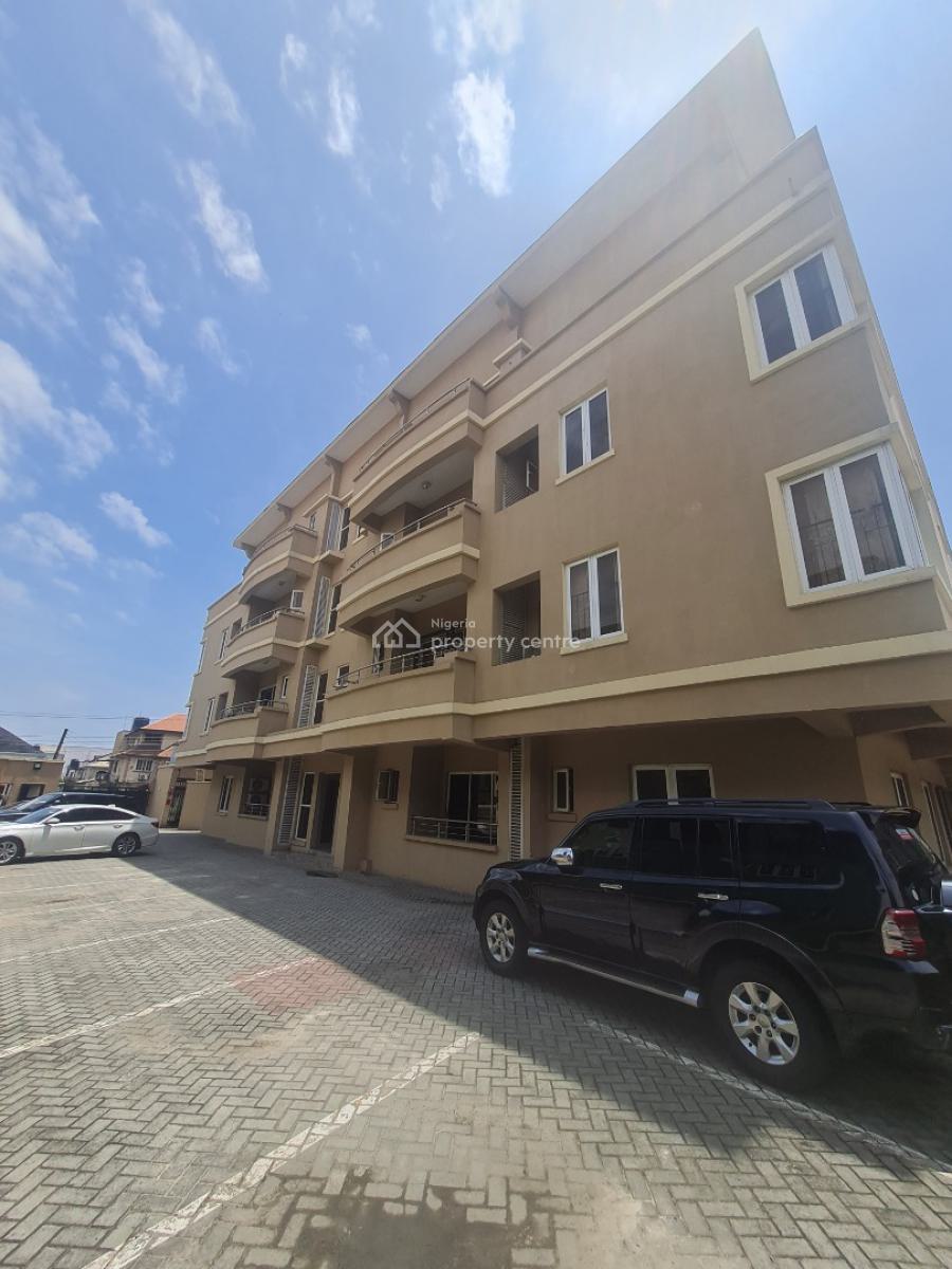 3 Bedroom Flat, Lekki Phase 1, Lekki, Lagos, Flat / Apartment for Rent
