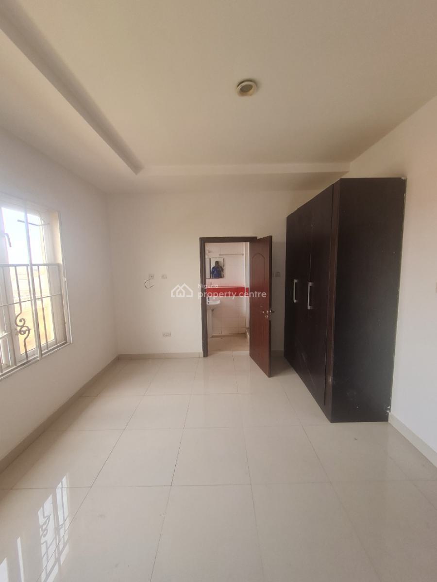 3 Bedroom Flat, Lekki Phase 1, Lekki, Lagos, Flat / Apartment for Rent
