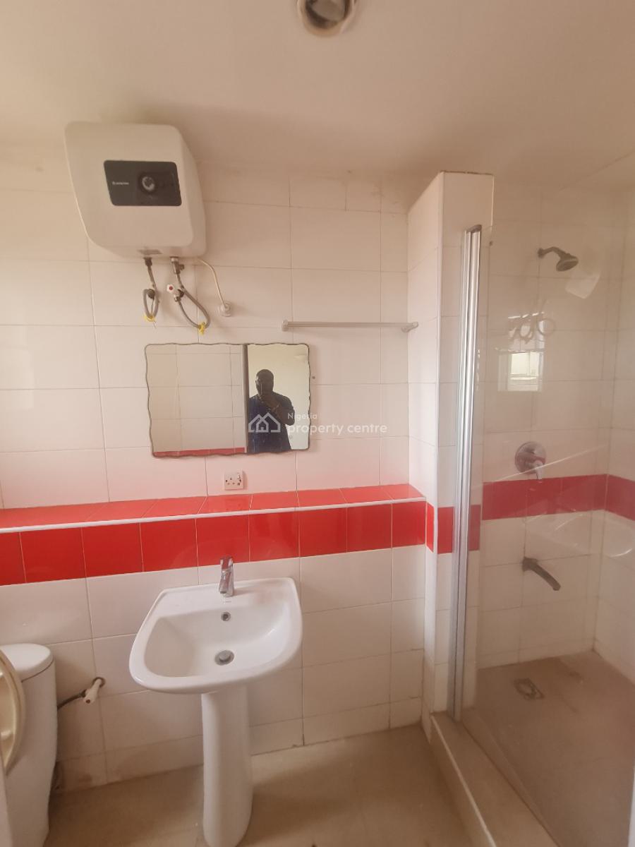 3 Bedroom Flat, Lekki Phase 1, Lekki, Lagos, Flat / Apartment for Rent