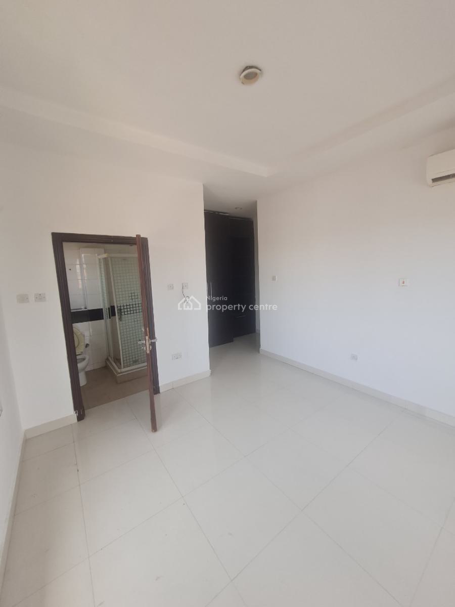 3 Bedroom Flat, Lekki Phase 1, Lekki, Lagos, Flat / Apartment for Rent