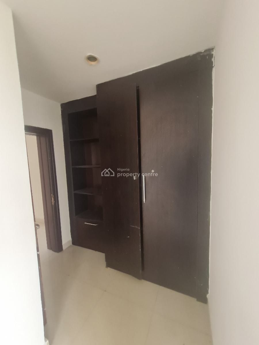 3 Bedroom Flat, Lekki Phase 1, Lekki, Lagos, Flat / Apartment for Rent