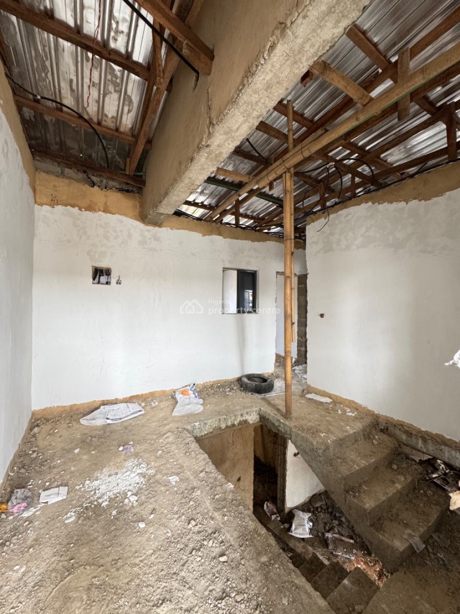 Luxurious 3 Bedroom Terrace Duplex with Bq, Surulere, Lagos, Terraced Duplex for Sale