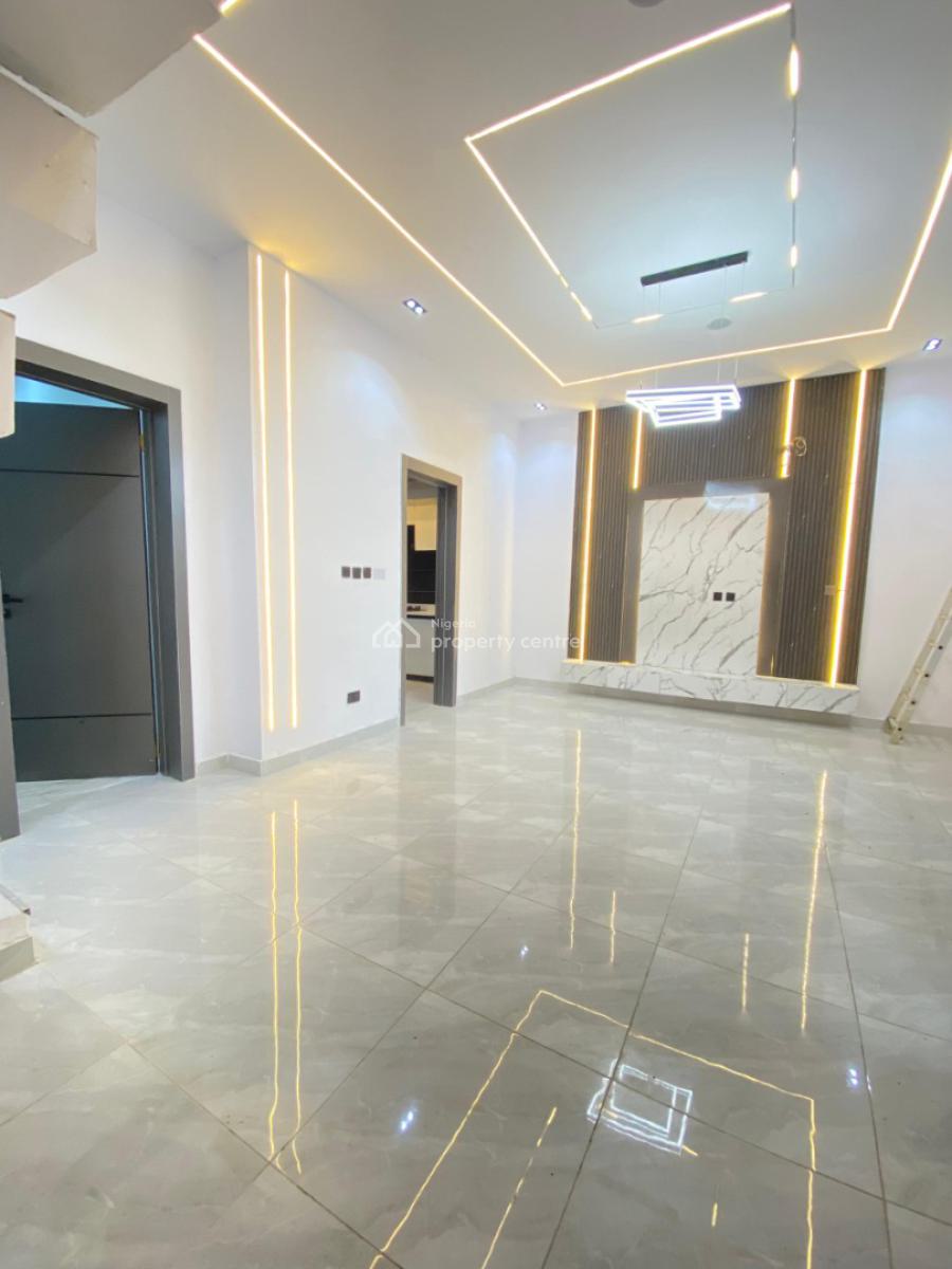 Beautiful and Sharp 4bedroom, Ikota Gra, Ajah, Lagos, Terraced Duplex for Rent