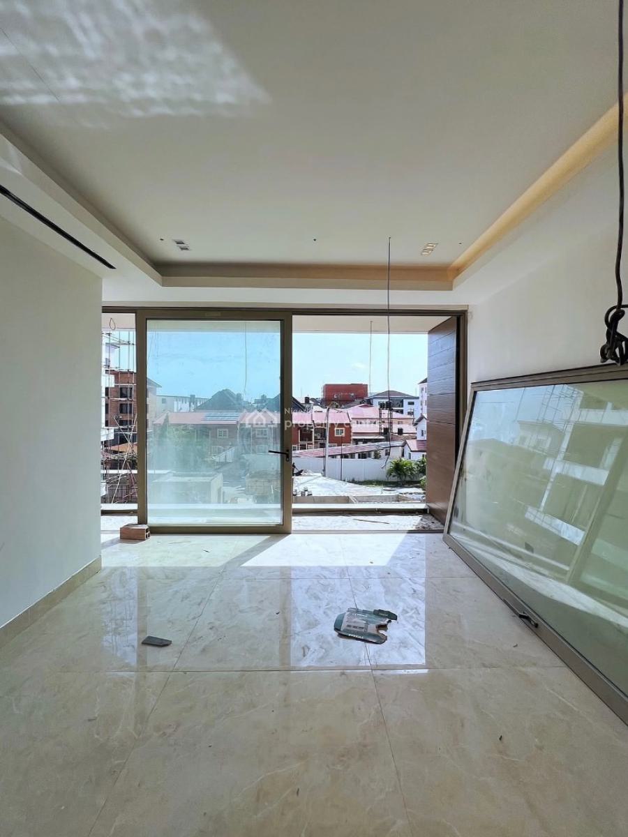 4 Bedroom Maisonette, Lekki Phase 1, Lekki, Lagos, Block of Flats for Sale