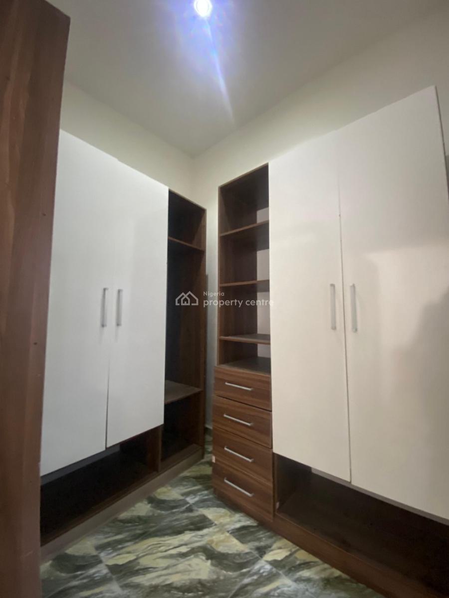 Massive Studio Apartment, Ikota Gra, Ajah, Lagos, Flat / Apartment for Rent