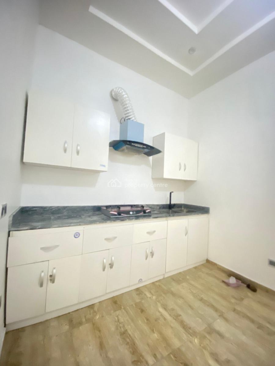 Massive Studio Apartment, Ikota Gra, Ajah, Lagos, Flat / Apartment for Rent