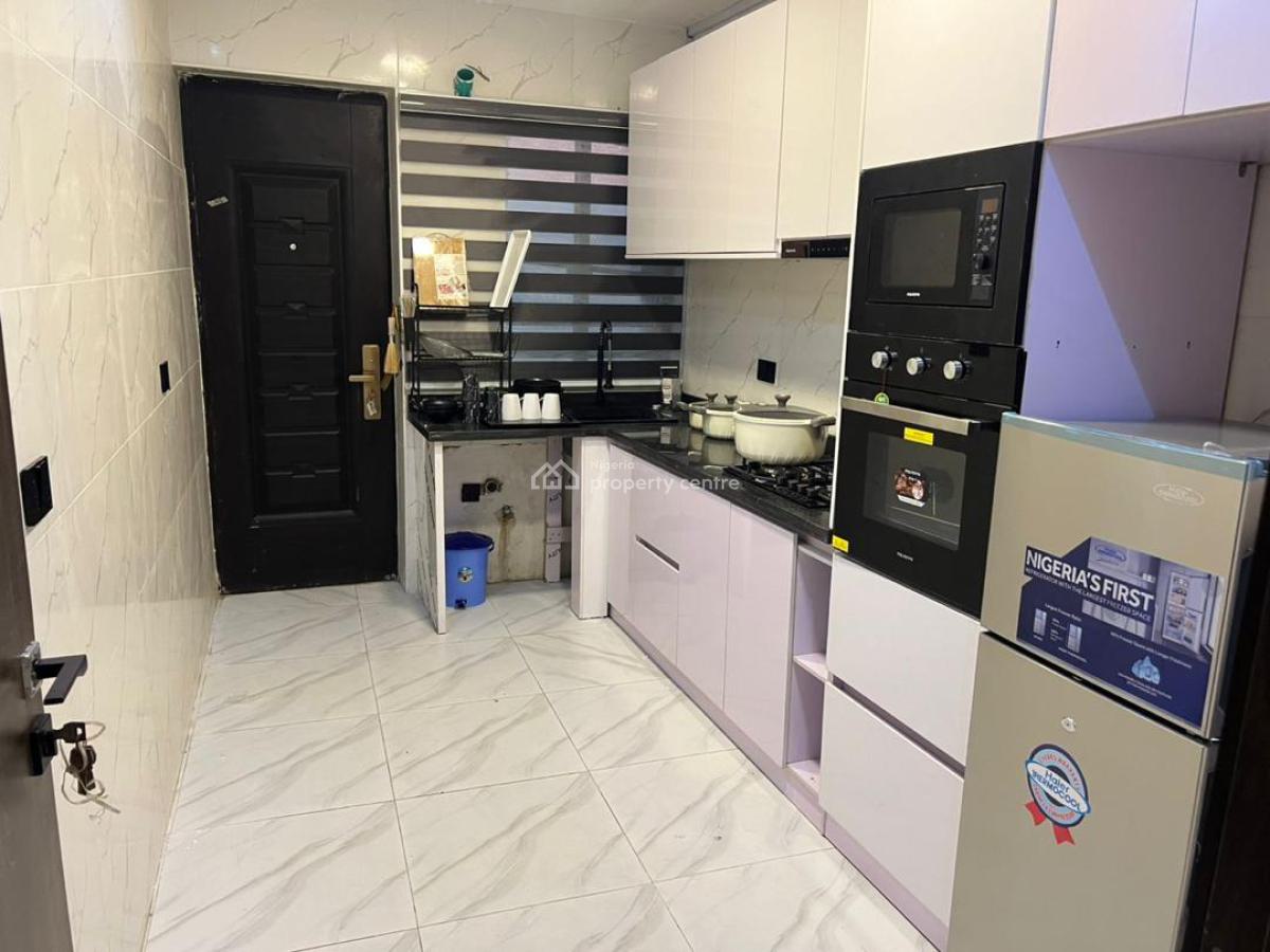 a Beautiful Spacious 2 Bedroom Apartment, Aguda, Surulere, Lagos, Flat / Apartment Short Let