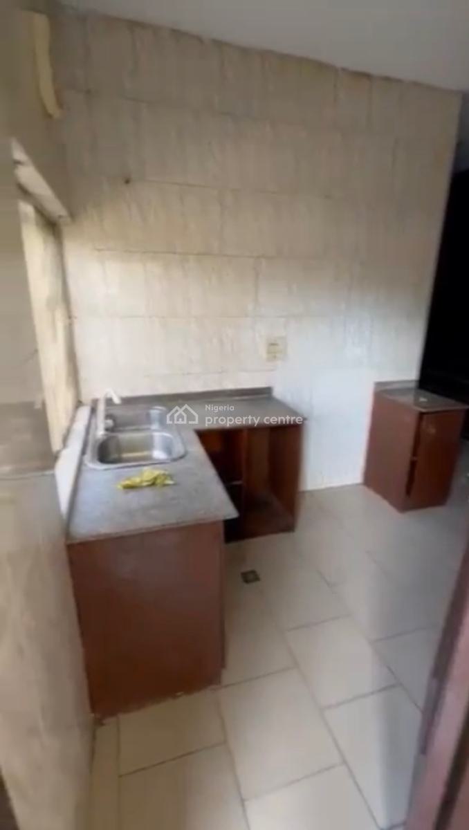 2 Bedroom Apartment, Olokonla, Ajah, Lagos, Flat / Apartment for Rent