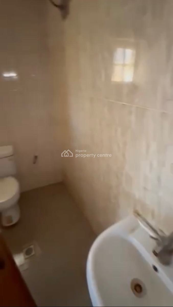 2 Bedroom Apartment, Olokonla, Ajah, Lagos, Flat / Apartment for Rent