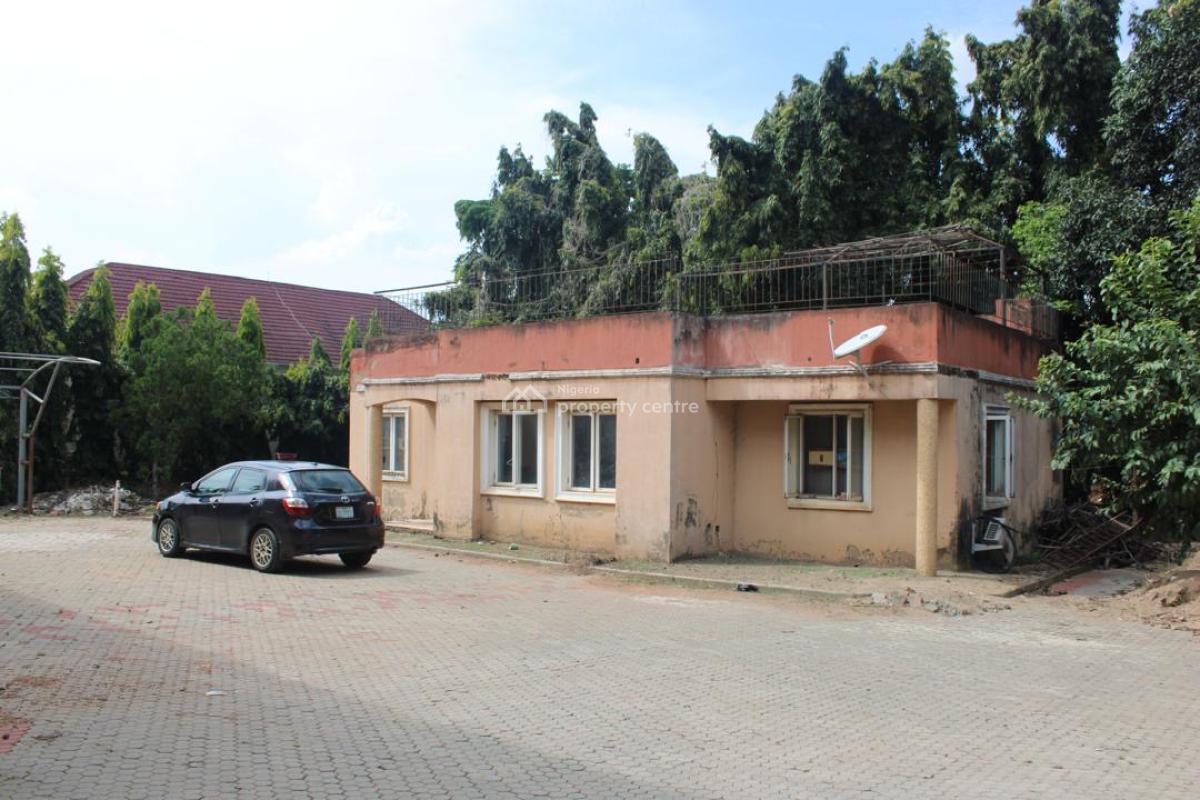 Prime Property in Asokoro Buy & Rebuild, Asokoro, Asokoro District, Abuja, Detached Duplex for Sale