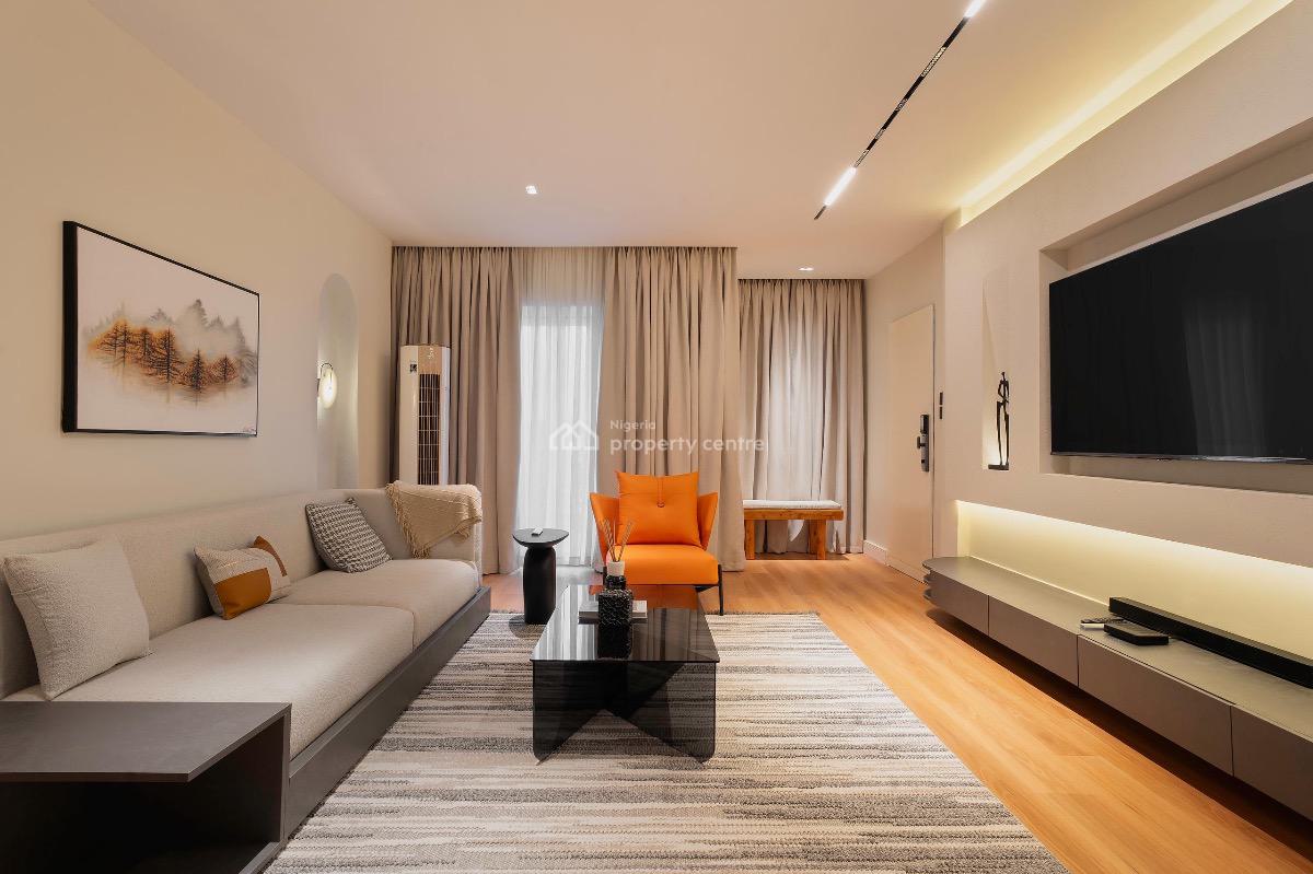Newly Furnished Luxurious 4 Bedroom Apartment with a Private Bedroom, Lekki Phase 1, Lekki, Lagos, Flat / Apartment Short Let