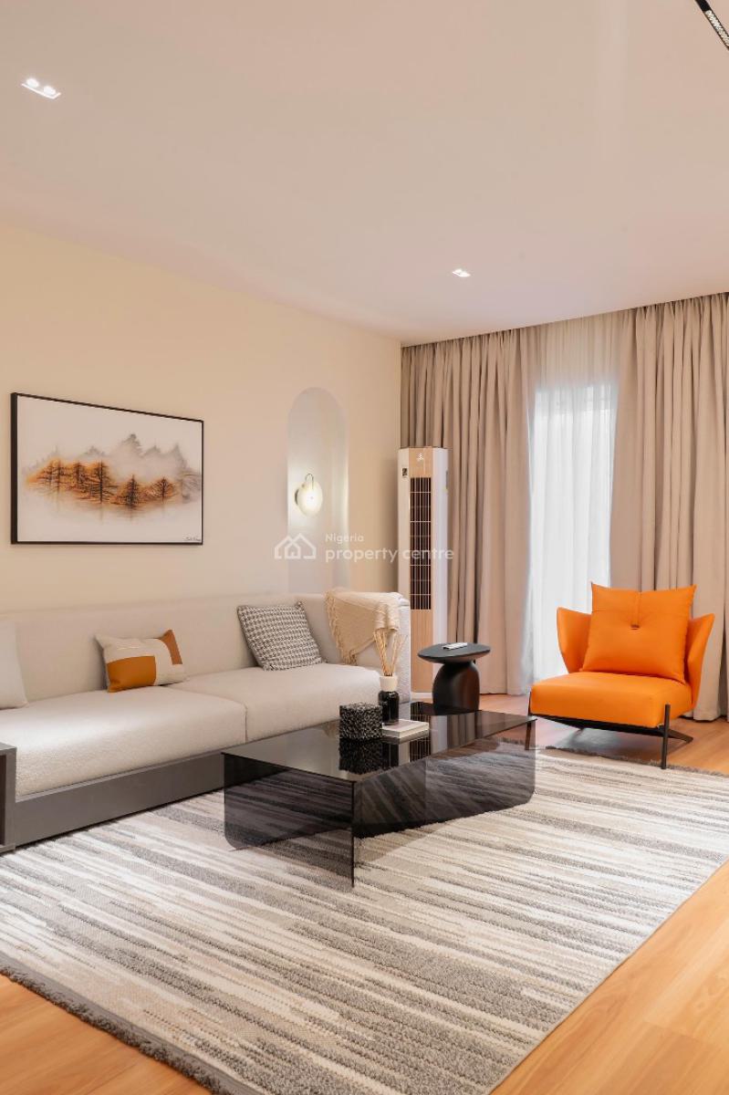 Newly Furnished Luxurious 4 Bedroom Apartment with a Private Bedroom, Lekki Phase 1, Lekki, Lagos, Flat / Apartment Short Let