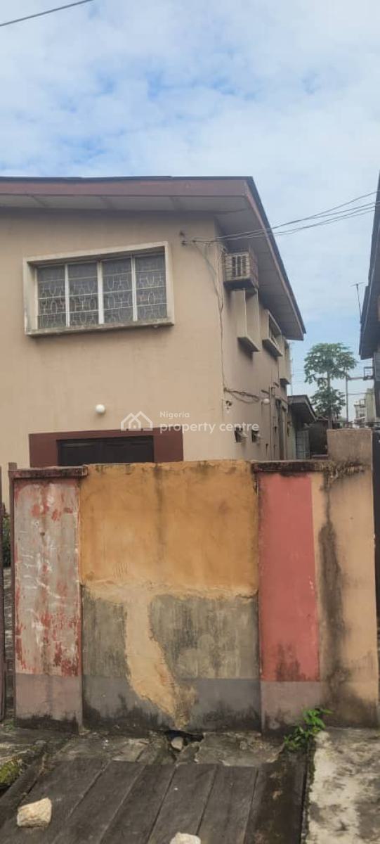 Good 5 Bedroom Duplex with Boys Quarter, Olaolu Street Ishaga, Ire Akari, Isolo, Lagos, Detached Duplex for Sale