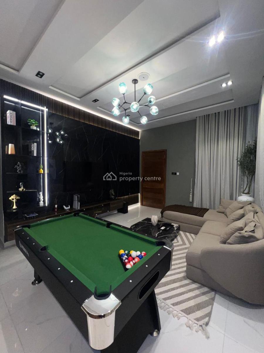 2 Bedroom with Snooker, Tennis, Pool and Gym Available From Tomorrow, Lekki Phase 1, Lekki, Lagos, Flat / Apartment Short Let