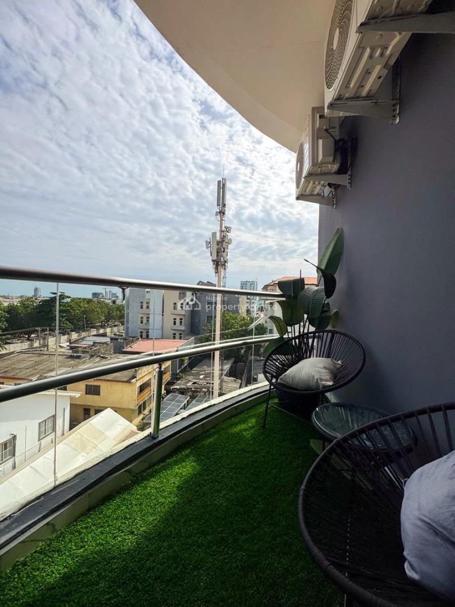 Our Two Bedroom Apartment with Pool and Gym, and Game, Lekki Phase 1, Lekki, Lagos, Flat / Apartment Short Let