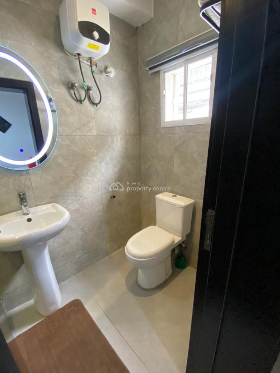 2bedroom with Snooker, Tennis, Pool and Gym Available From Tomorrow, Lekki Phase 1, Lekki, Lagos, Flat / Apartment Short Let
