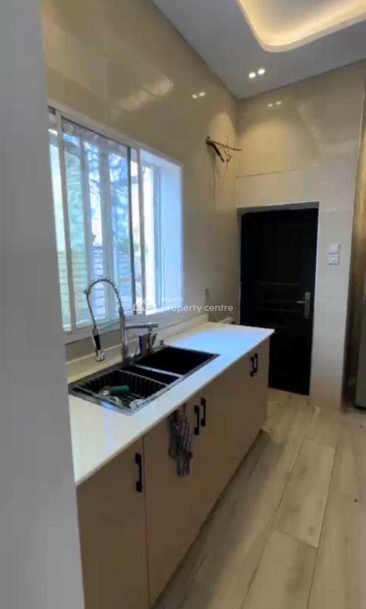 Luxurious 3 Bedroom Apartment with Bq, Ikoyi, Lagos, Block of Flats for Sale