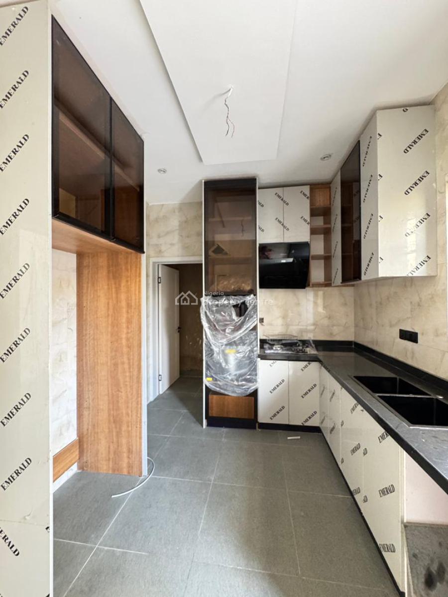 New 4 Bedrooms Semi Detached Duplex with Bq, Magodo, Lagos, Semi-detached Duplex for Sale
