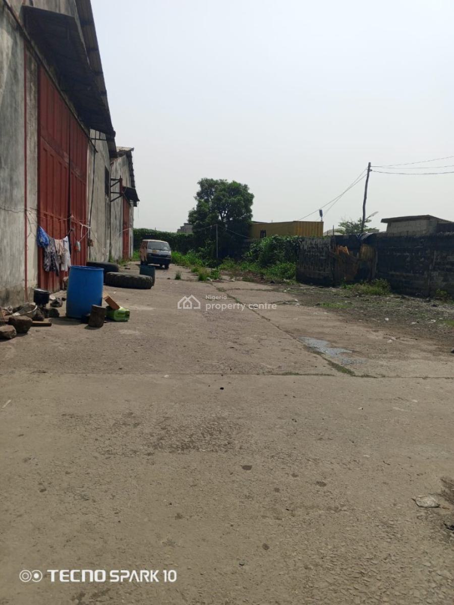 a Spacious Warehouse, Close to Kirikiri/ Navy Yard, Lagos, Apapa, Lagos, Warehouse for Sale