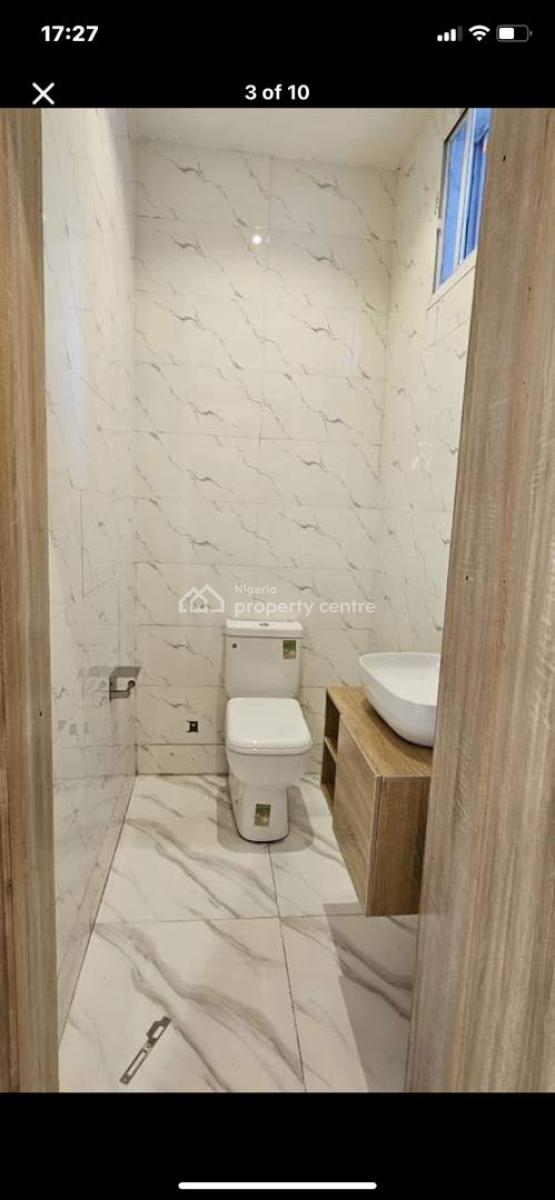 Beautiful  3 Bedroom Apartment and Bq, Lekki, Lagos, Flat / Apartment for Sale