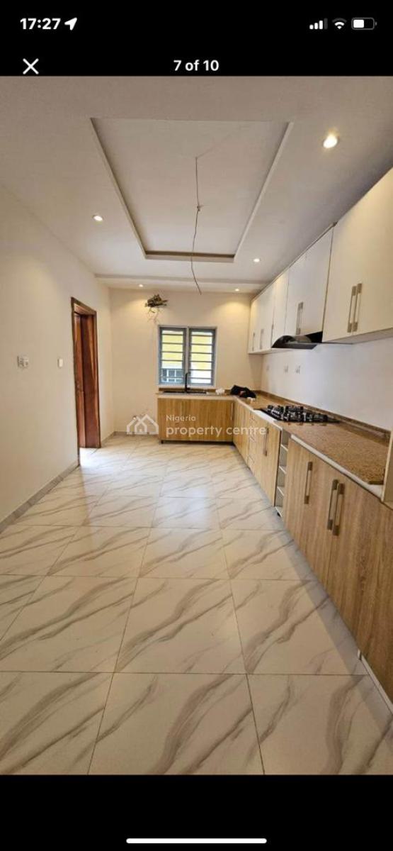 Beautiful  3 Bedroom Apartment and Bq, Lekki, Lagos, Flat / Apartment for Sale