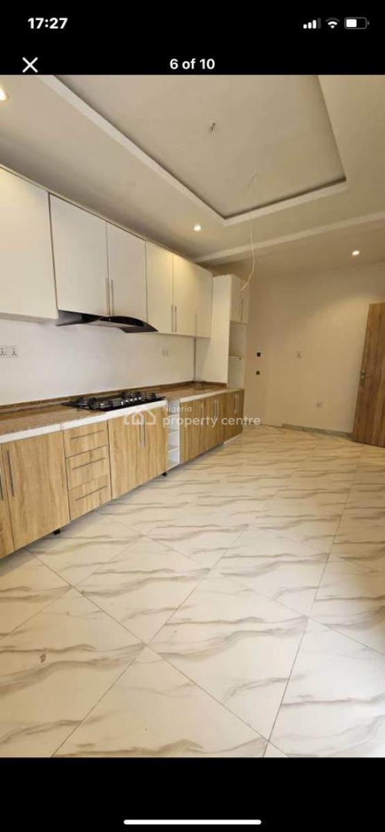 Beautiful  3 Bedroom Apartment and Bq, Lekki, Lagos, Flat / Apartment for Sale