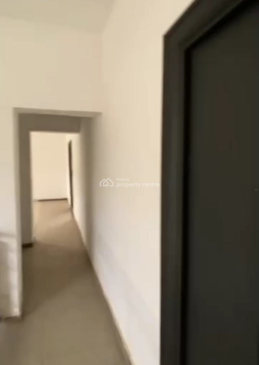 3 Floors Purpose Built Premium Conplex, Asokoro District, Abuja, Plaza / Complex / Mall for Sale